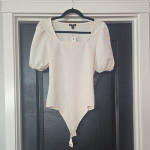 NWT Express Puff Sleeve Square Neck Textured Ivory Bodysuit Size Small